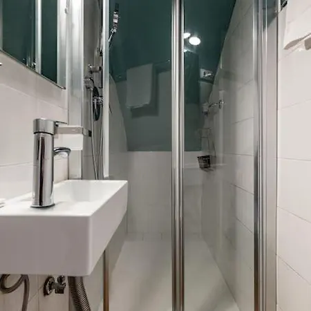 Casa Pratello Apartment